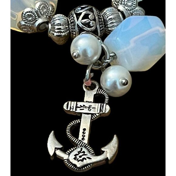 Silver Tone Anchor Charm Bracelet Nautical Theme Stretch One Size Pearl White - Picture 2 of 4